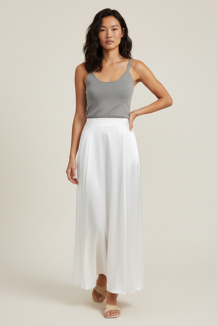 Jupe Blanche Satin Fluide Élégante Sophistiquée