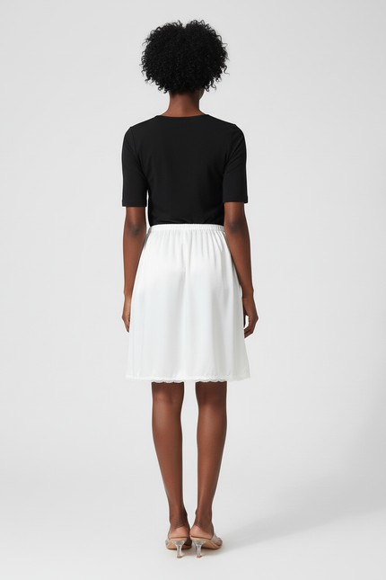 Jupe Blanche Satin Élégante Dentelle