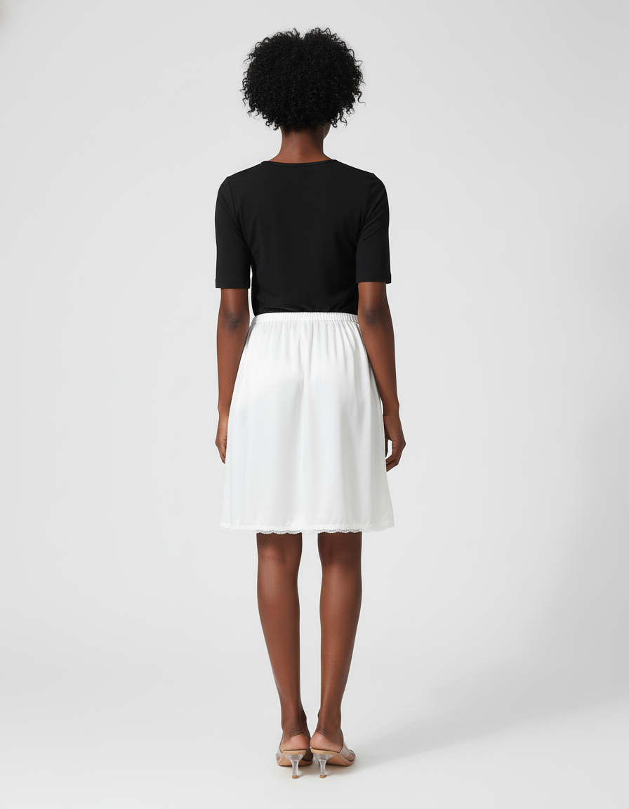 Jupe Blanche Satin Élégante Dentelle