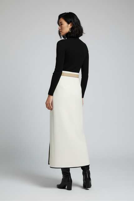 Jupe Blanche Tweed Boutonnée Élégante