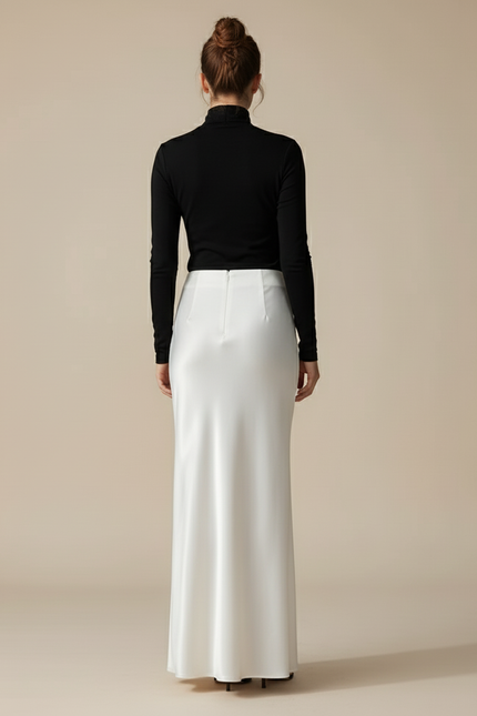 Jupe Blanche Fluide Satinée Élégante